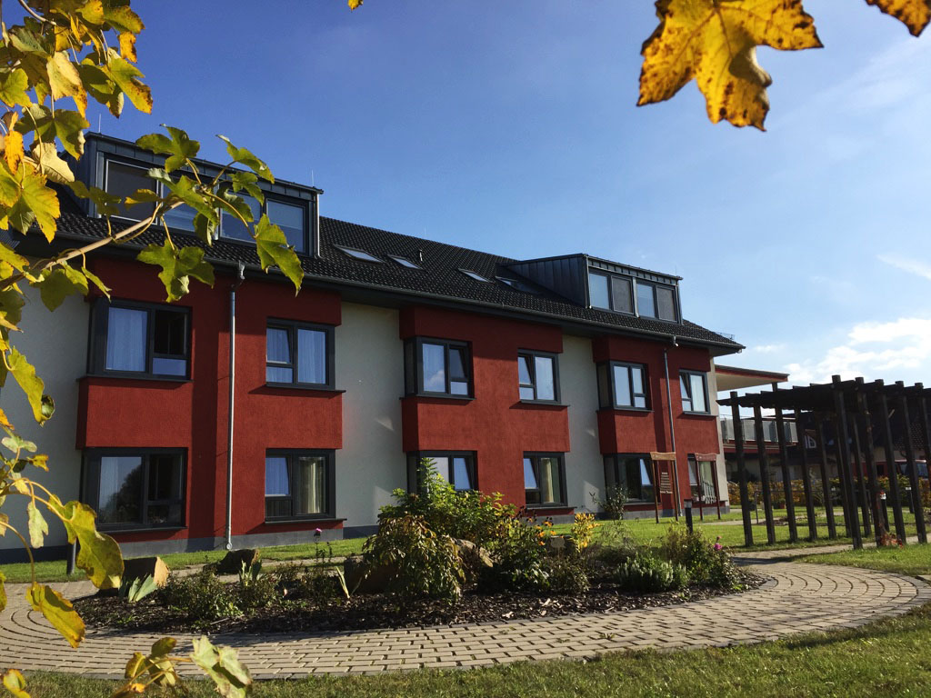 DRK Seniorenpflege "Glücksbrunn"